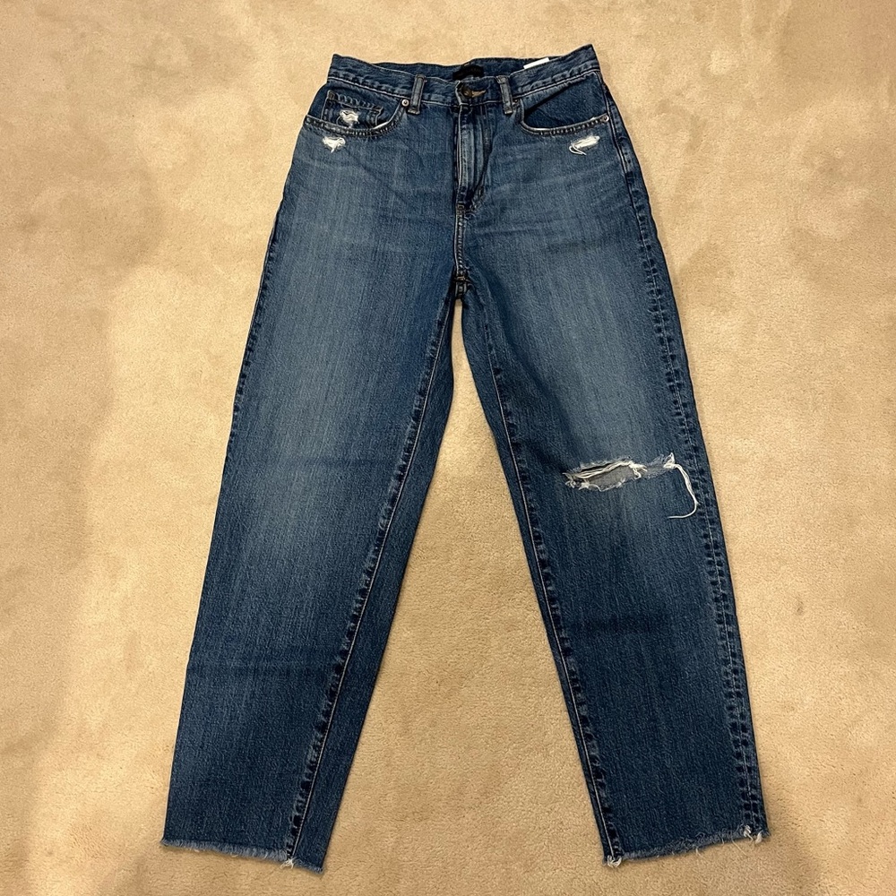Uniqlo Women's Straight Leg Jeans in Dark Blue